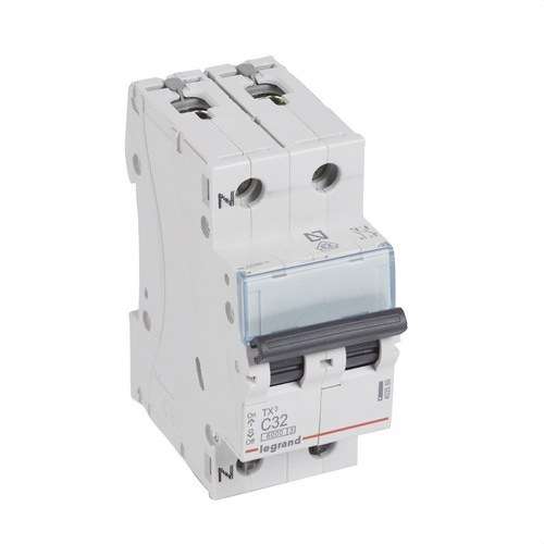 Μαγνητοθερμικό TX3 P+N 32A Καμπύλη C Καμπύλη C 6kA με αναφορά 403589 από τη μάρκα LEGRAND