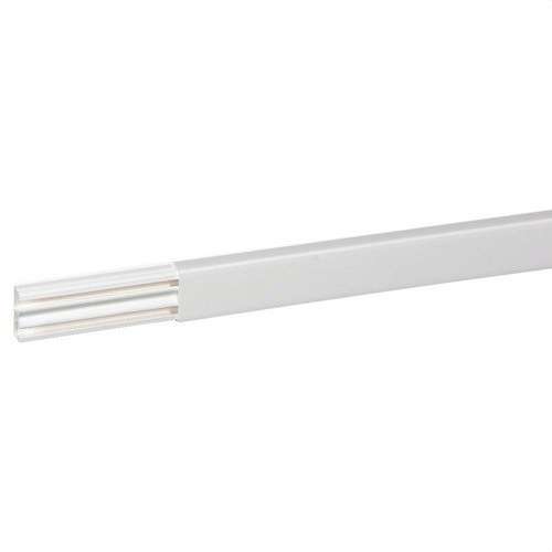 Κανάλι 40x16mm με 1 διαμέρισμα DLPLUS με αναφορά 030021 από τη μάρκα LEGRAND