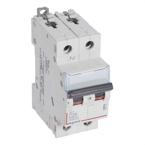 DX3 Μαγνητοθερμικό P+N 25A Καμπύλη C 6/10kA με αναφορά 407758 από τη μάρκα LEGRAND