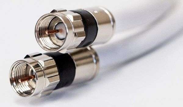 Ομοαξονικό καλώδιο και αξεσουάρ