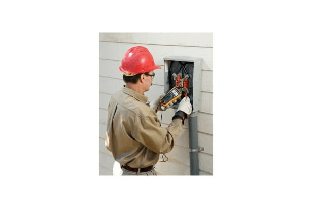 Ψηφιακό πολύμετρο Fluke 113 με αναφορά 3088053 από τη μάρκα FLUKE